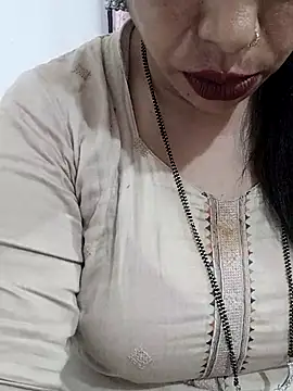 Urmila bhabhii online show from 02-25-26, 03:27