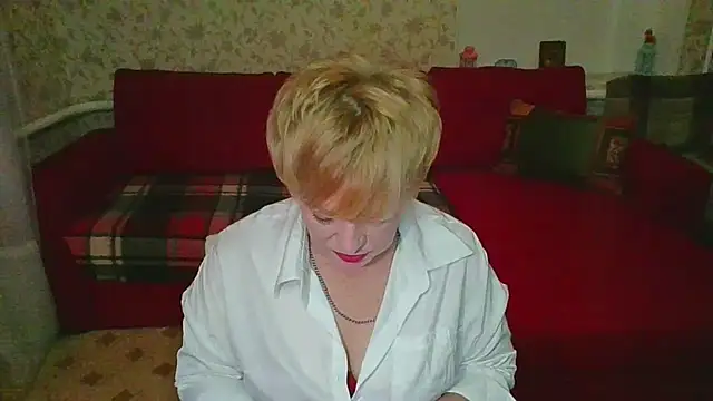 Snapshot of Nance_Margie chatting on 02-19-25, 07:17 Nance Margie online show from 02-19-25, 07:17