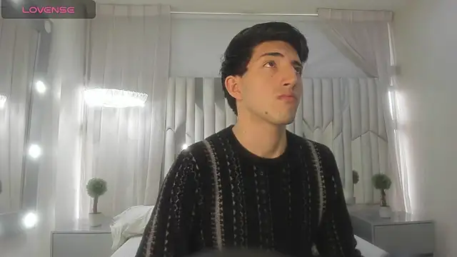 Un Slutty online show from 03-01-25, 05:38
