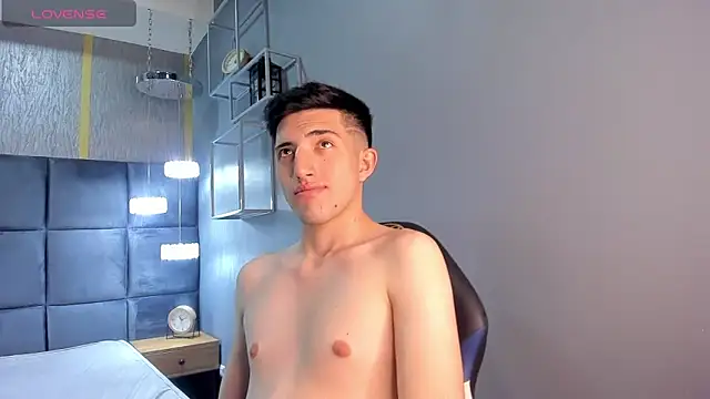 Un Slutty online show from 03-07-25, 07:38