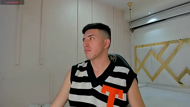Un Slutty online show from 09-08-25, 07:13