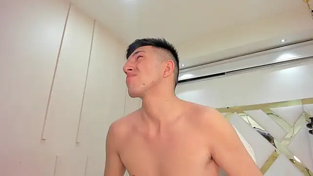 Un Slutty online show from 09-13-25, 06:40