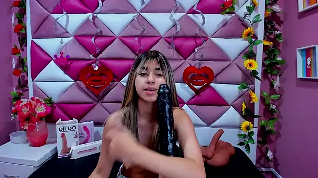 NahomiConnor  online show from 03-11-25, 07:03