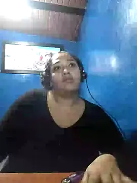Snapshot of love_evelin chatting on 02-01-25, 02:24 love evelin online show from 02-01-25, 02:24