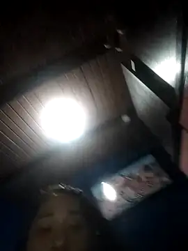 Snapshot of love_evelin chatting on 02-25-25, 04:21 love evelin online show from 02-25-25, 04:21