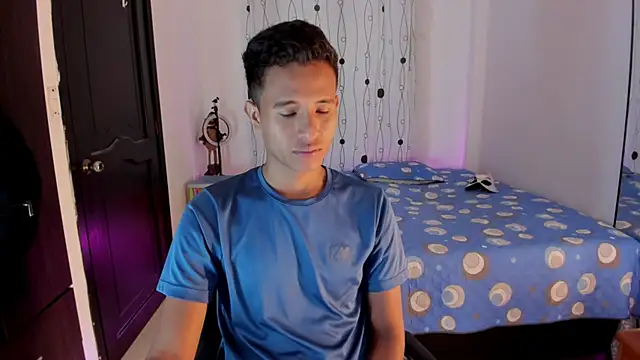 Snapshot of alessandro_wizard chatting on 02-11-25, 07:38 alessandro wizard online show from 02-11-25, 07:38