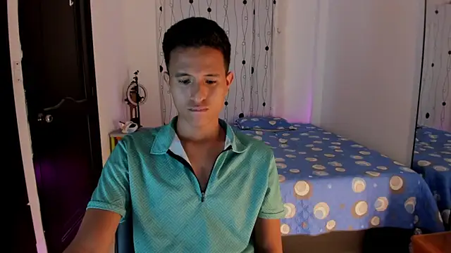 Snapshot of alessandro_wizard chatting on 02-13-25, 02:23 alessandro wizard online show from 02-13-25, 02:23