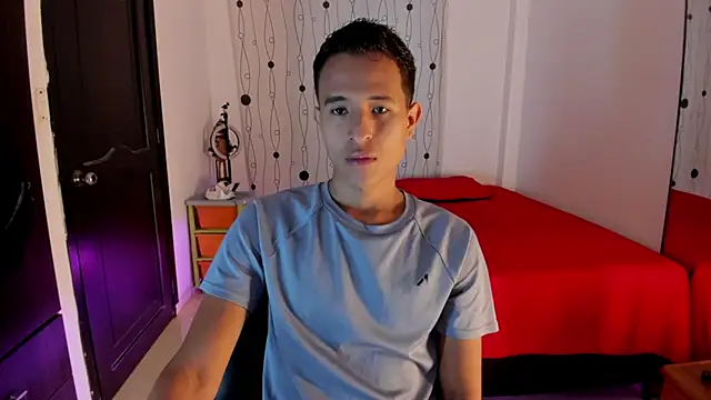 Snapshot of alessandro_wizard chatting on 02-25-25, 12:55 alessandro wizard online show from 02-25-25, 12:55