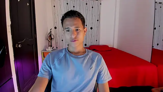 Snapshot of alessandro_wizard chatting on 02-26-25, 01:53 alessandro wizard online show from 02-26-25, 01:53