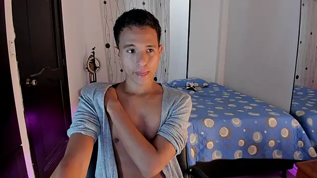 Snapshot of alessandro_wizard chatting on 03-03-25, 05:39 alessandro wizard online show from 03-03-25, 05:39