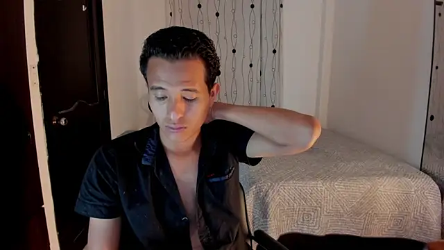 Snapshot of alessandro_wizard chatting on 03-19-25, 10:53 alessandro wizard online show from 03-19-25, 10:53