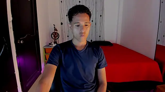 Snapshot of alessandro_wizard chatting on 03-21-25, 11:23 alessandro wizard online show from 03-21-25, 11:23