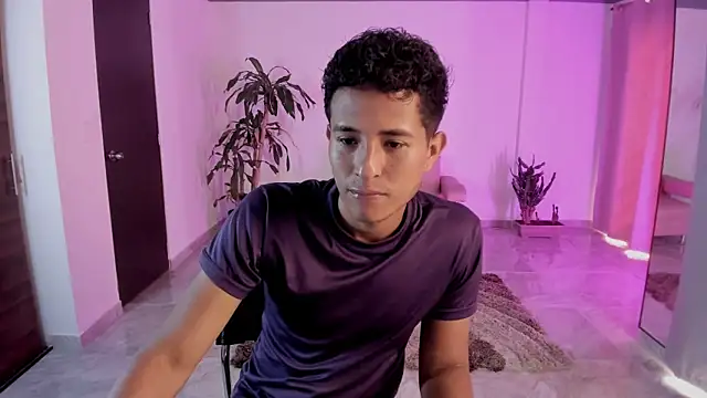 Snapshot of alessandro_wizard chatting on 11-15-25, 03:19 alessandro wizard online show from 11-15-25, 03:19