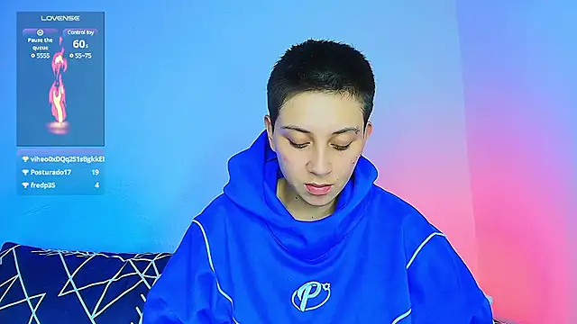 Snapshot of aron_wi chatting on 01-26-25, 09:07 aron wi online show from 01-26-25, 09:07