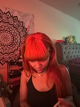 butterflybootyy online show from 10-10-25, 01:10