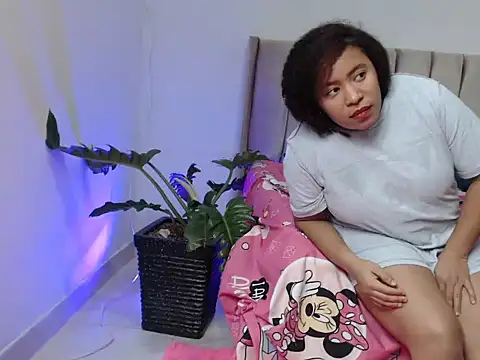 h0t coupl3 online show from 11-22-25, 01:37