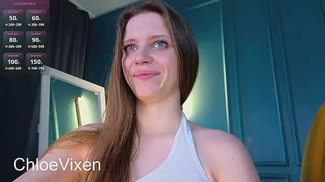 Snapshot of Chloe_Vixen chatting on 02-06-25, 07:51 Chloe Vixen online show from 02-06-25, 07:51