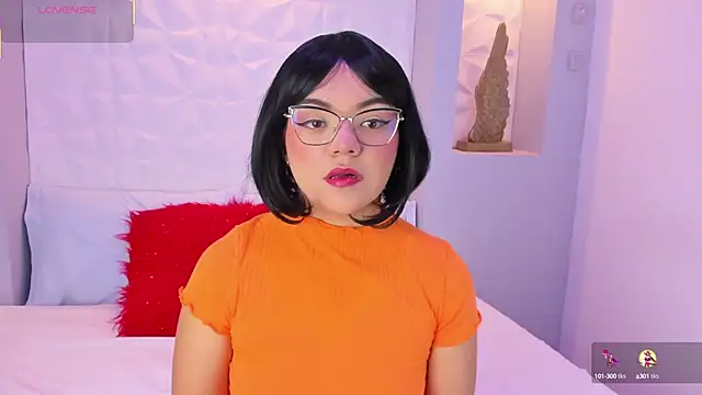 EmilyRouss  online show from 10-07-25, 07:00