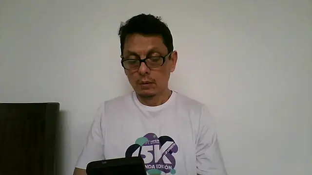 MarcusKelvin online show from 01-27-25, 04:33