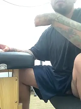 Snapshot of perrrotegrande chatting on 09-24-25, 02:20 perrrotegrande online show from 09-24-25, 02:20