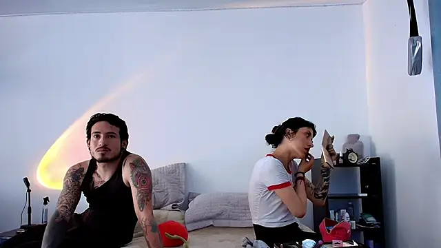 Snapshot of anika_lowen02 chatting on 02-04-25, 03:04 anika lowen02 online show from 02-04-25, 03:04