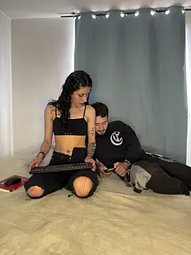 Snapshot of anika_lowen02 chatting on 10-25-25, 06:35 anika lowen02 online show from 10-25-25, 06:35