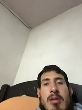 Snapshot of anika_lowen02 chatting on 11-20-25, 12:22 anika lowen02 online show from 11-20-25, 12:22