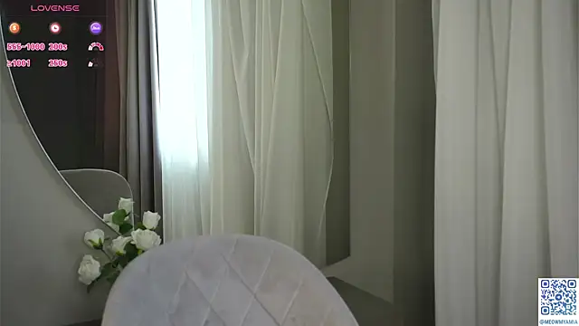 Snapshot of EvelyynLopez chatting on 02-14-25, 07:07 EvelyynLopez online show from 02-14-25, 07:07