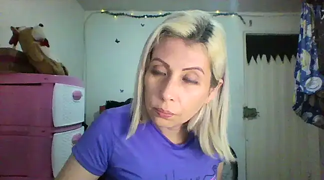 alixia81 online show from 12-05-24, 10:12