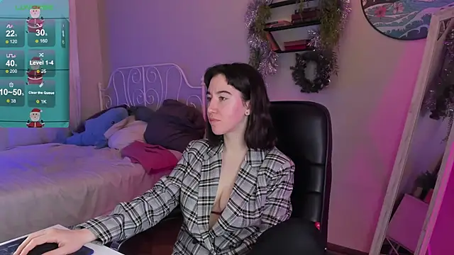 Belle Via online show from 12-16-24, 06:16