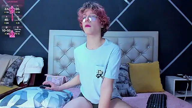 Max lover1 online show from 01-06-25, 03:51