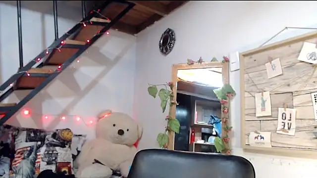 luna sky83 online show from 03-01-25, 02:02