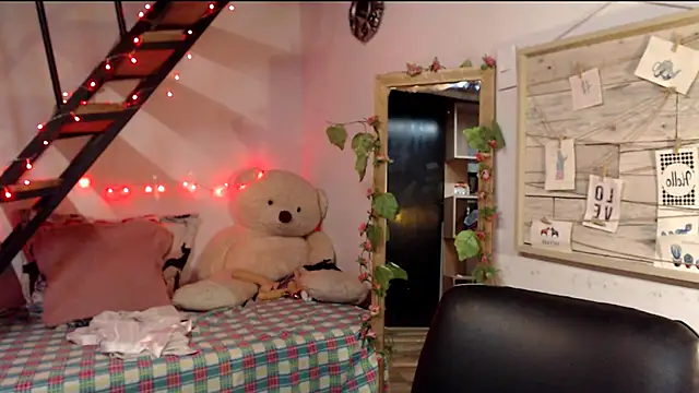 luna sky83 online show from 03-07-25, 01:18