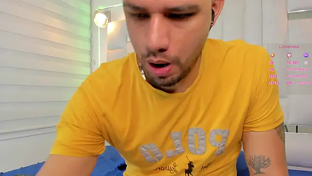 Jacoob19  online show from 12-04-24, 12:58