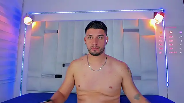 Jacoob19  online show from 02-04-25, 06:49