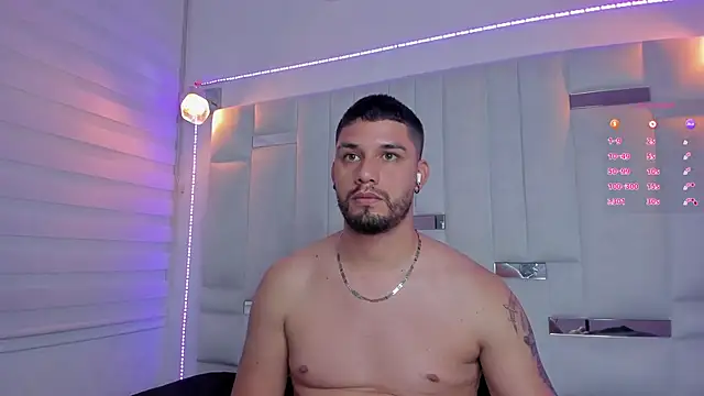 Jacoob19  online show from 02-18-25, 03:43