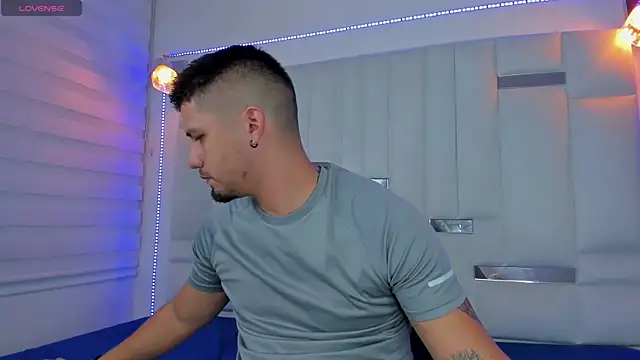 Jacoob19  online show from 03-04-25, 12:44