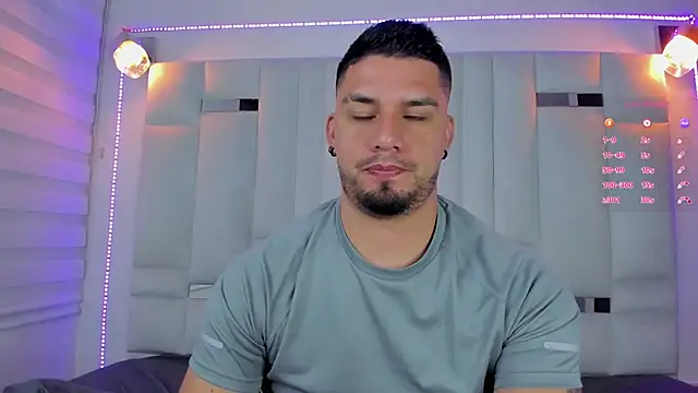 Jacoob19  online show from 03-12-25, 11:42
