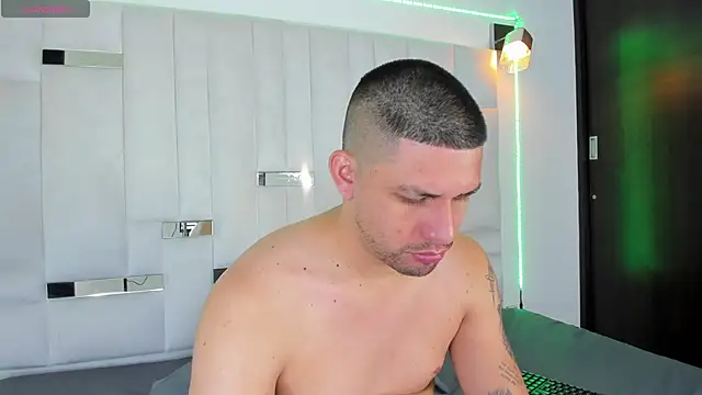 Jacoob19  online show from 10-18-25, 03:09