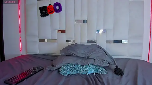 Jacoob19  online show from 10-31-25, 10:11