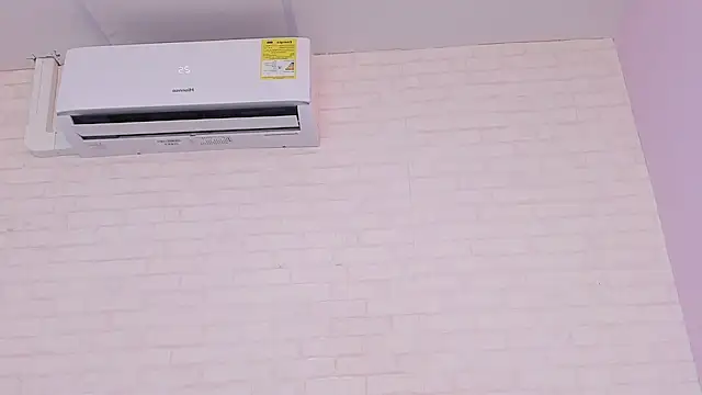 Tiffany mendez online show from 02-15-25, 06:23