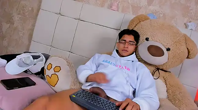 Muichiro tokito1 online show from 12-23-24, 10:42