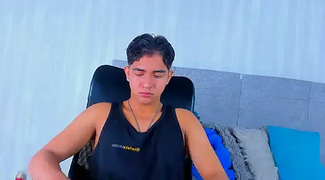 Muichiro tokito1 online show from 01-10-25, 04:12