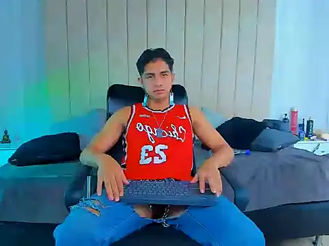 Muichiro tokito1 online show from 01-13-25, 03:45