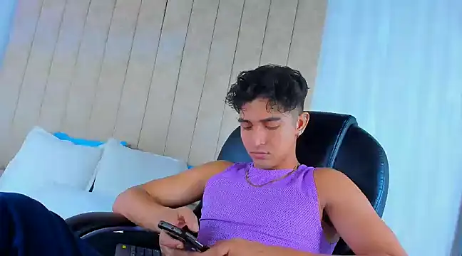 Muichiro tokito1 online show from 03-05-25, 03:40