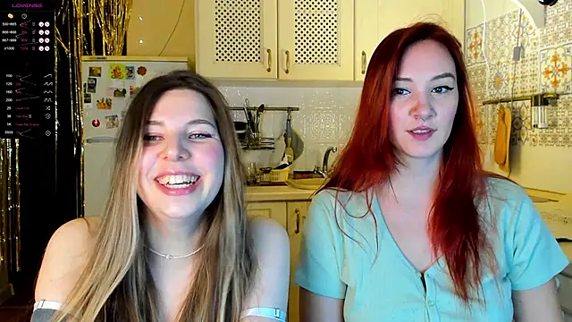 Snapshot of Annie_aww chatting on 01-10-25, 08:59 Annie aww online show from 01-10-25, 08:59