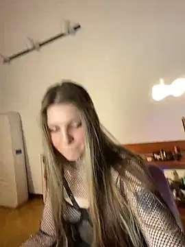 Snapshot of Annie_aww chatting on 03-01-25, 11:15 Annie aww online show from 03-01-25, 11:15