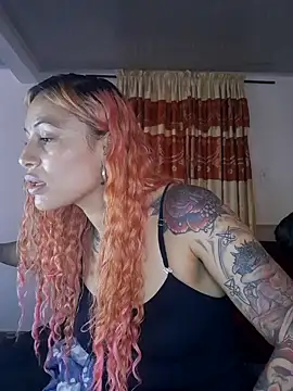 Snapshot of Sexy-Favgirl chatting on 01-23-25, 12:41 Sexy-Favgirl online show from 01-23-25, 12:41