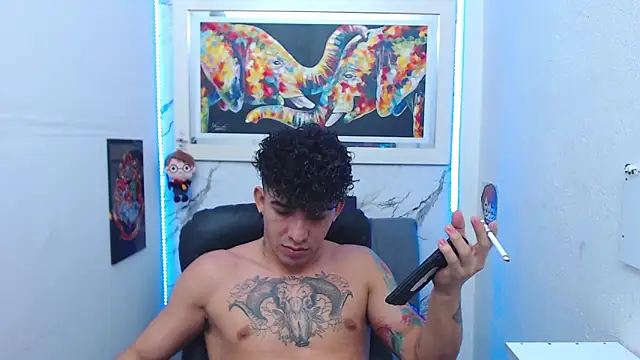 targuerian22 online show from 11-19-25, 02:00