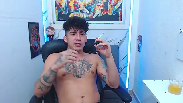 targuerian22 online show from 11-22-25, 02:10